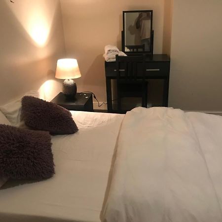 New Cross House Apartment วุลฟ์เวอร์แฮมป์ตัน ภายนอก รูปภาพ