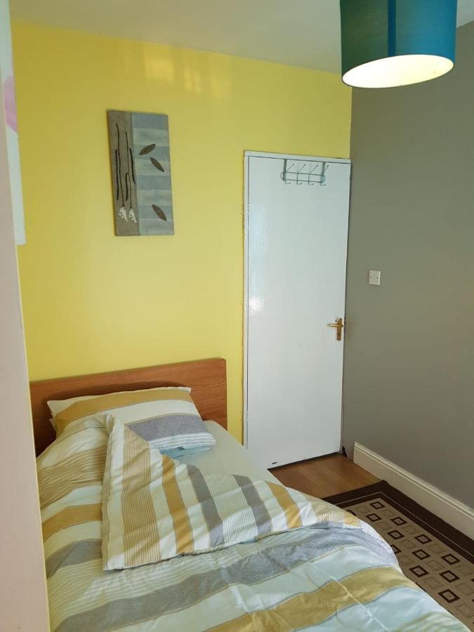 New Cross House Apartment วุลฟ์เวอร์แฮมป์ตัน ภายนอก รูปภาพ