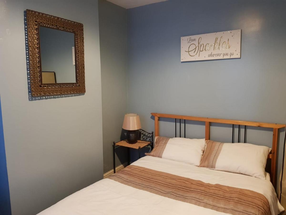 New Cross House Apartment วุลฟ์เวอร์แฮมป์ตัน ภายนอก รูปภาพ