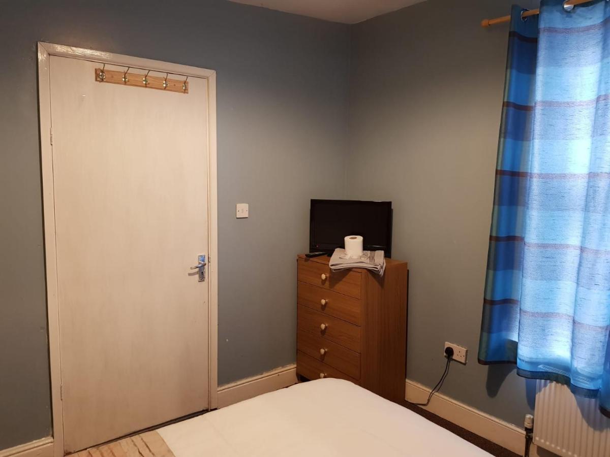 New Cross House Apartment วุลฟ์เวอร์แฮมป์ตัน ภายนอก รูปภาพ