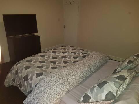 New Cross House Apartment วุลฟ์เวอร์แฮมป์ตัน ภายนอก รูปภาพ